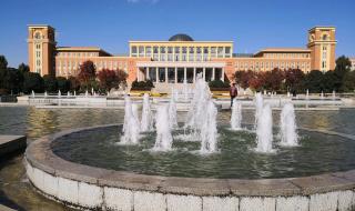 云南大学图书馆 云南大学图书馆