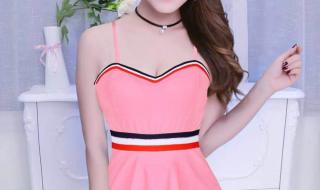 深v吊带泳衣 深v吊带泳衣