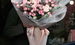 情人节送什么给女朋友 情人节送什么给女朋友